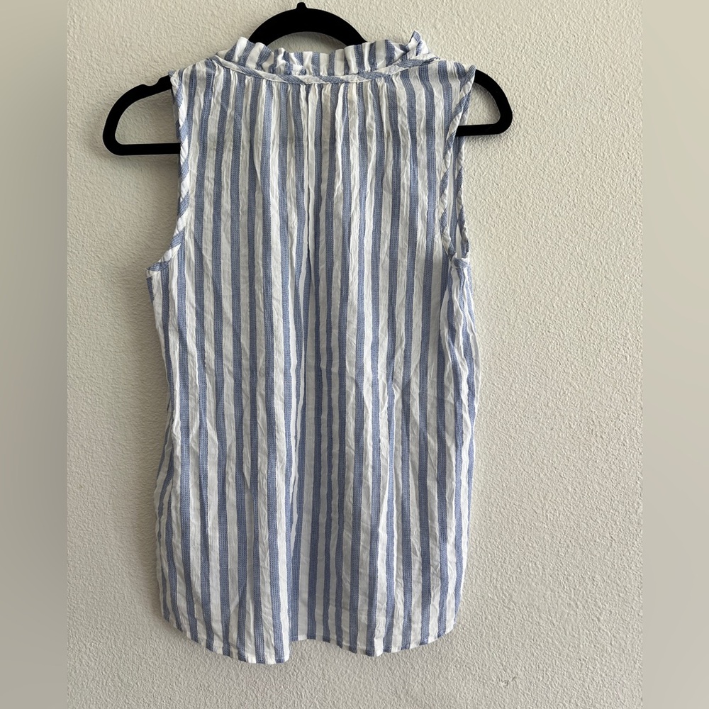 Cloth & Stone Womens Striped Ruffled V-Neck XS - Picture 2 of 4